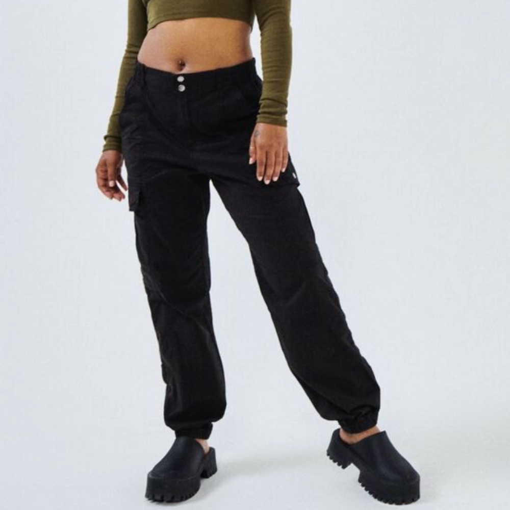 Black Cargo Pants